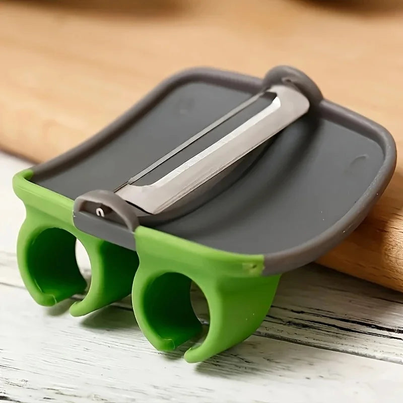 1 Easy and Convenient Black Green Peeler