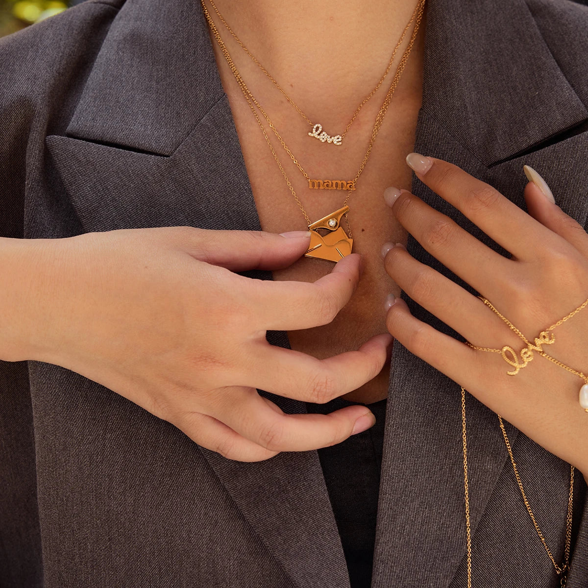 Openable Envelope Pendant Necklace – Collarbone Chain