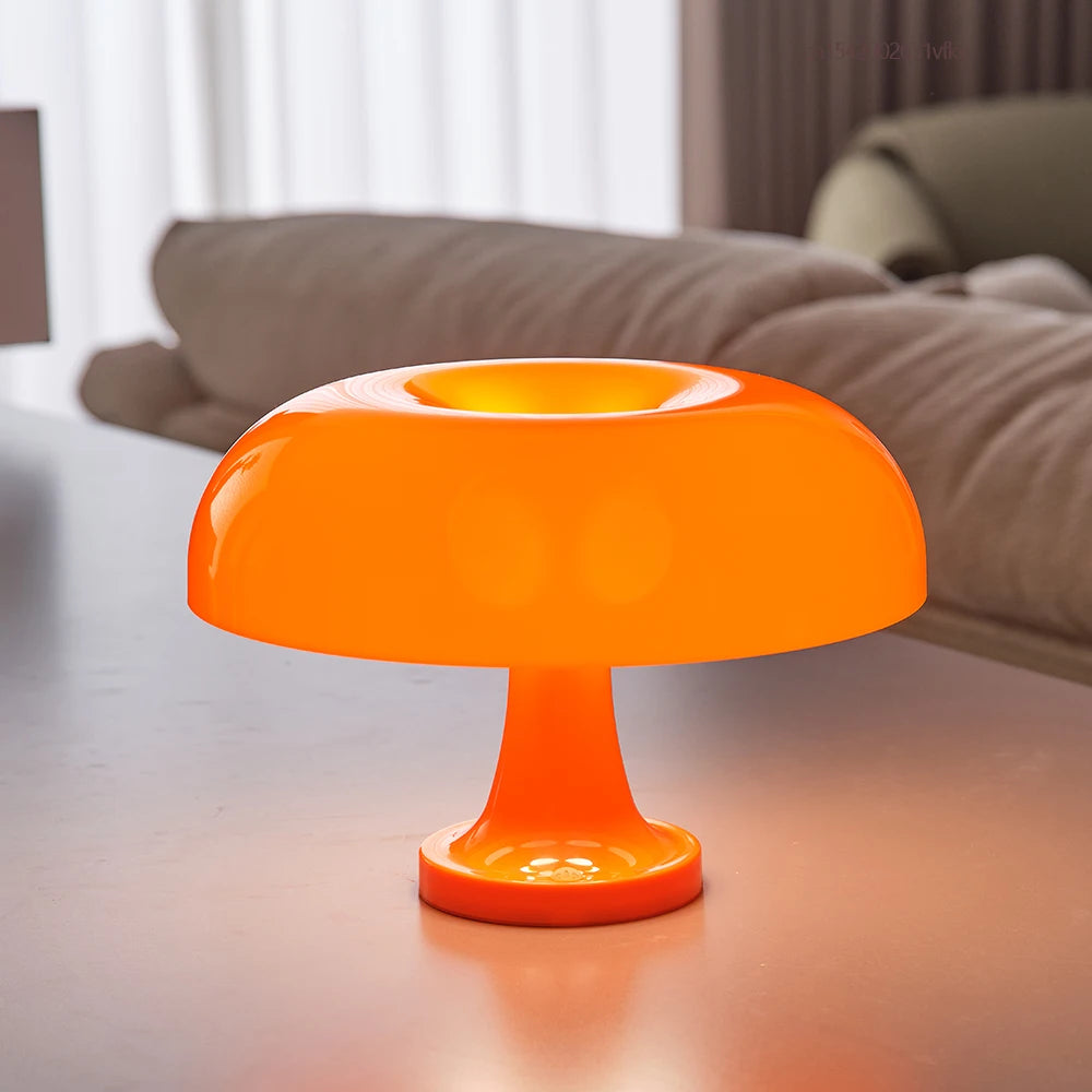 Mushroom table lamp