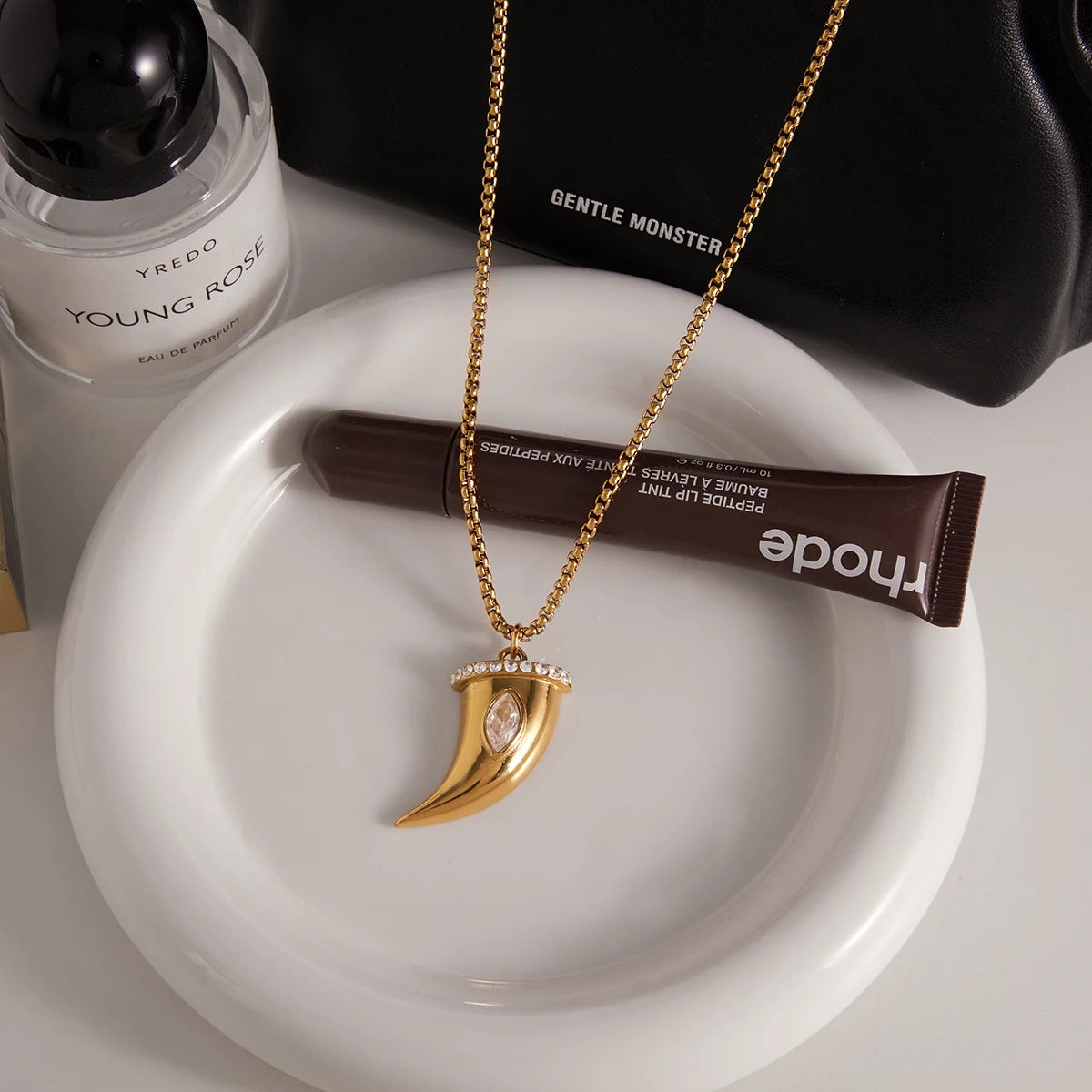 White Zircon Cow Horn Pendant Necklace – Gold Plated