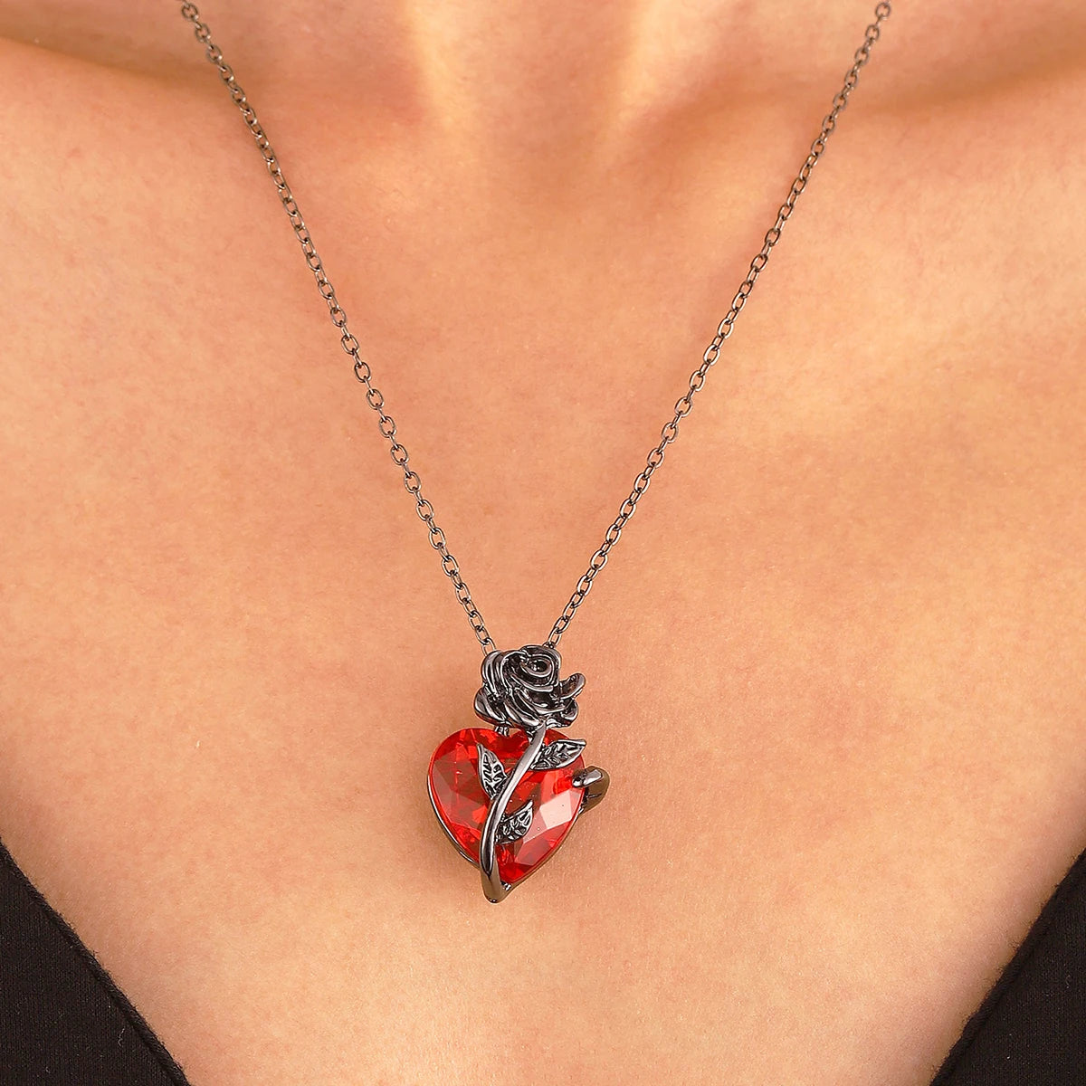 Gothic Rose Red Heart Necklace – Y2K Grunge