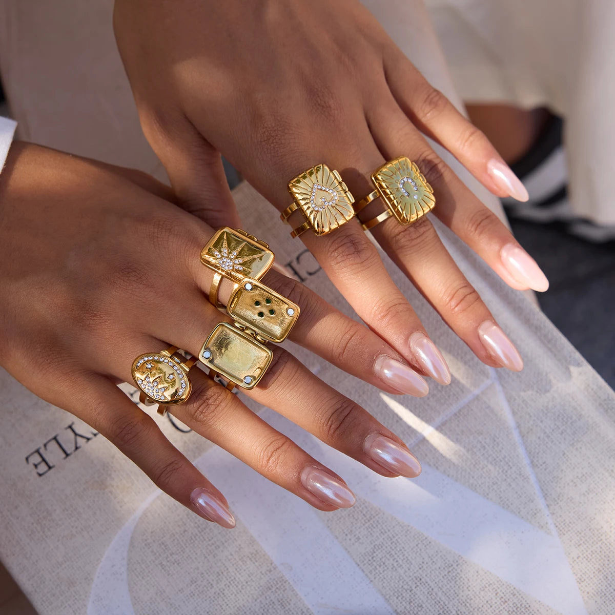 Rhinestone Tarot Card Open Ring – 18K Gold Plated