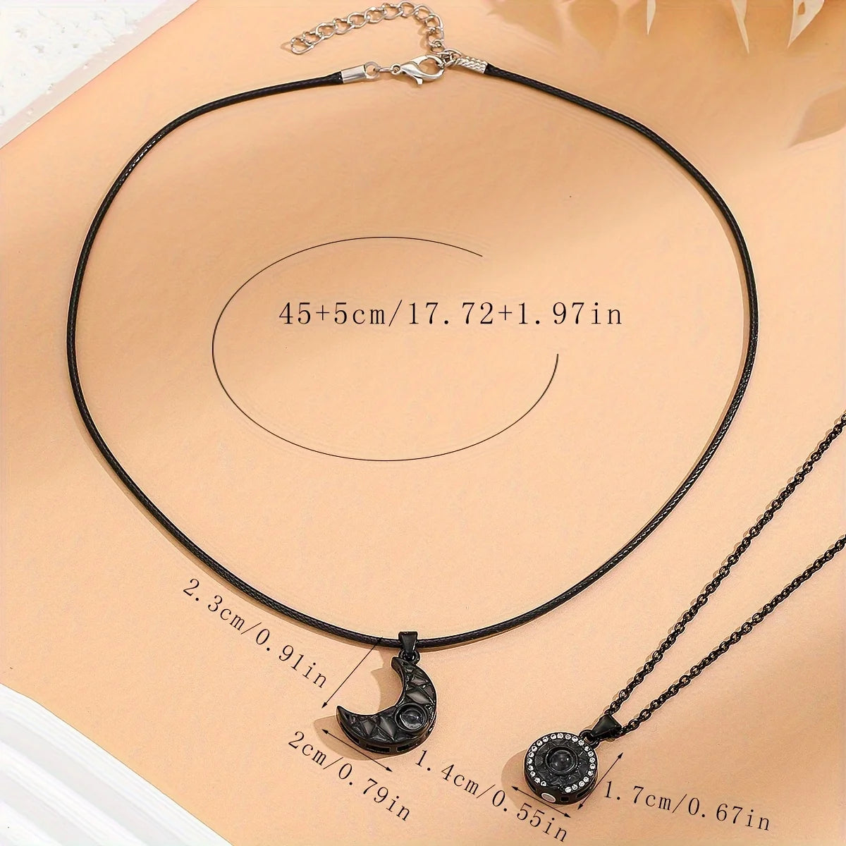 Moon & Sun Projection Couple Necklaces – 100 Languages